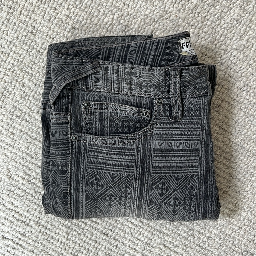 Free People Grey Pattern Jeans 🩶